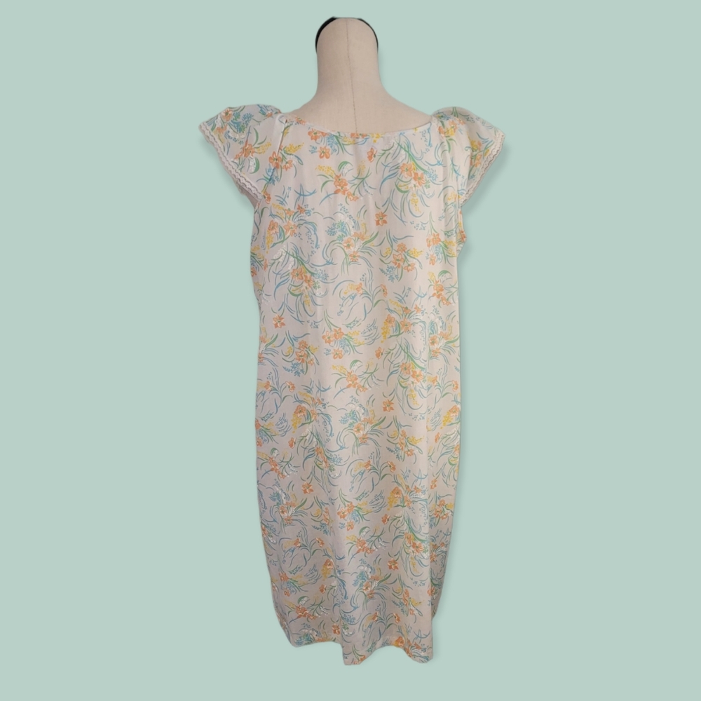 Vintage 60s Nightgown and Robe - Picture 4 of 8